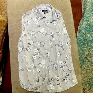 Express 1MX- Large- 16-16.5, never worn! Just no tags!